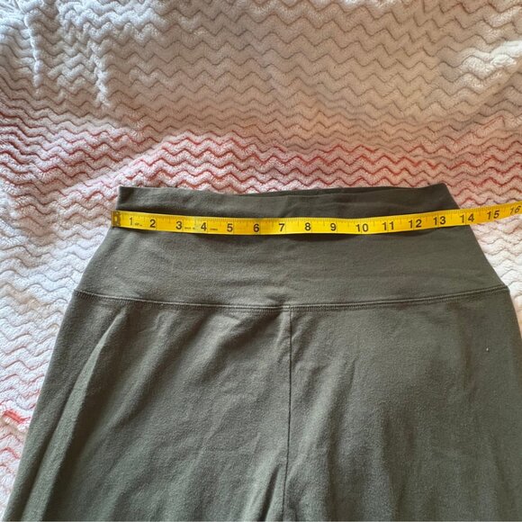 Offline by Aerie OG High Rise Green Legging - Size Large Petite Short - Picture 2 of 7